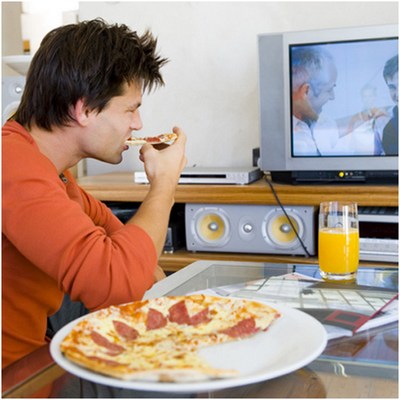 dinner-watch-tv